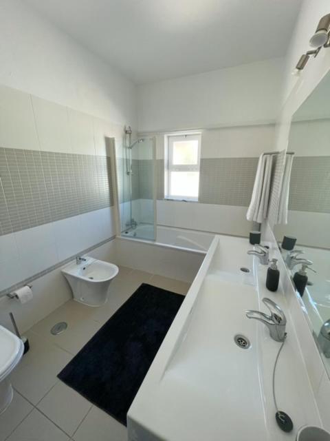 Apartamento LINHA D ÁGUA - ap Salema Exterior foto